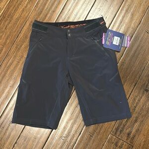 Zoic Mountain Bike Shorts. Size Small. No liner, liner sold in separate listing.